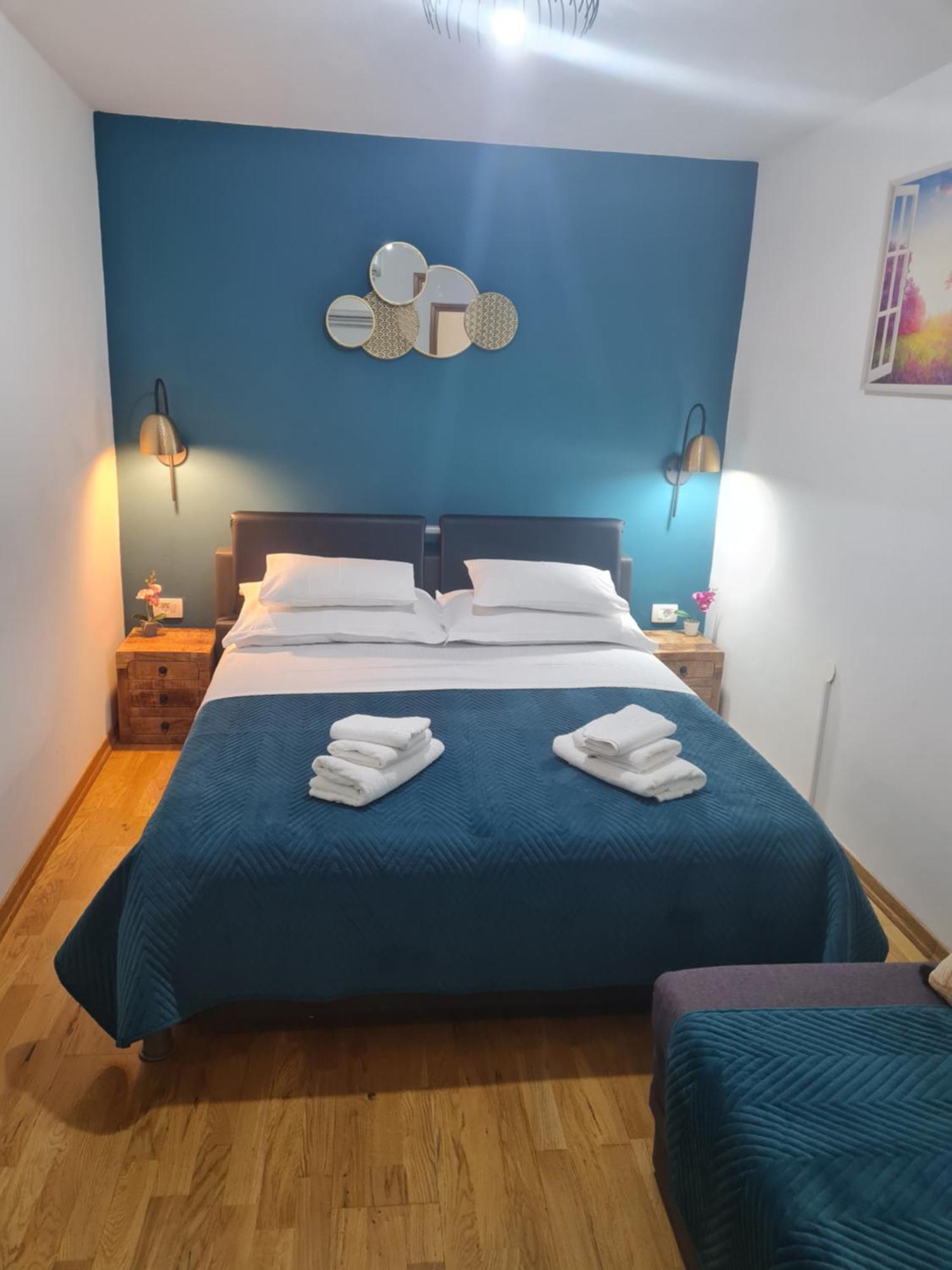 Inchy Accommodation - In The Center Of Diocletian'S Palace Split Exterior foto